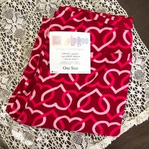 LuLaRoe OS Valentine Leggings NWT
